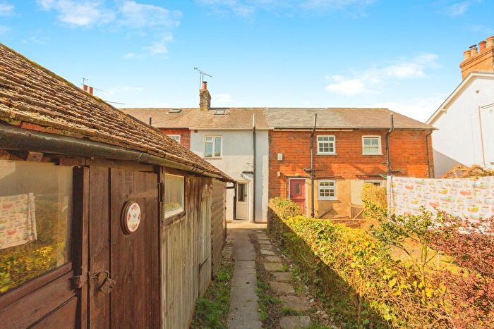 1 Bedroom Terraced House For Sale In Brook Street, Aylesbury, HP22