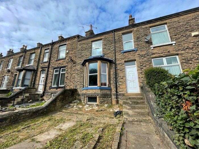 3 Bedroom Terraced House For Sale In St. Pauls Road, Shipley, West