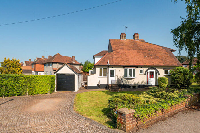 3 Bedroom Semi-Detached House For Sale In Corkscrew Hill, West Wickham, BR4