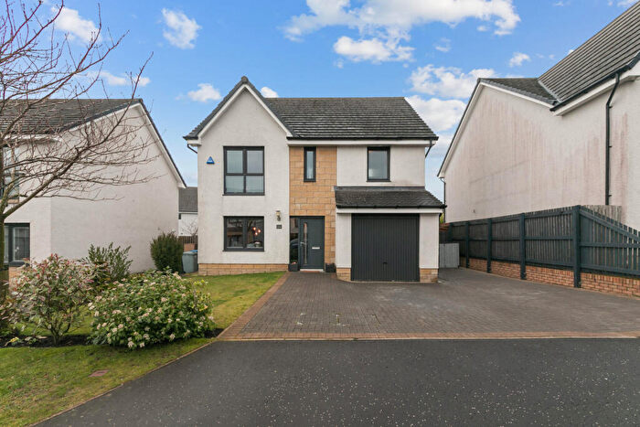 4 Bedroom Detached House For Sale In Twill Crescent, Strathaven, ML10