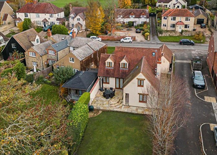 4 Bedroom Detached House For Sale In Lower End, Great Milton, OX44