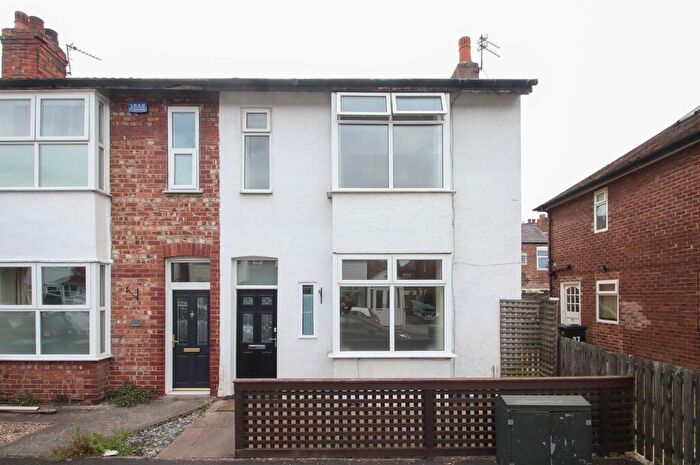 2 Bedroom End Of Terrace House To Rent In Richmond Avenue, Urmston, Manchester, M41
