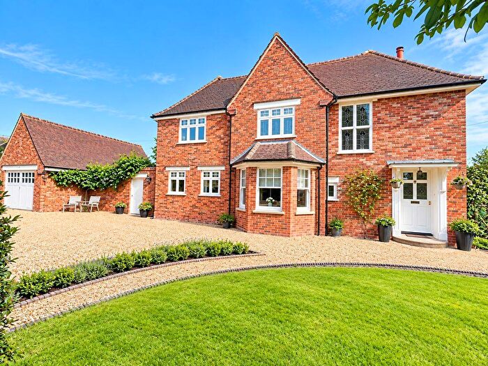 5 Bedroom Detached House For Sale In Warren Road, Gorleston, NR31