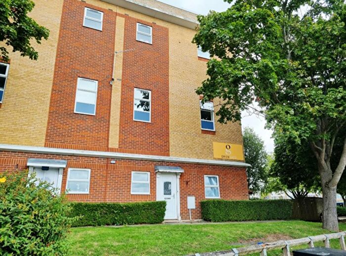 2 Bedroom Flat To Rent In Bedwell Crescent, Stevenage, SG1