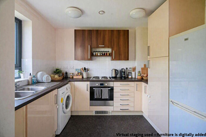 1 Bedroom Flat For Sale In Thomas Fyre Drive, , Bow, E3