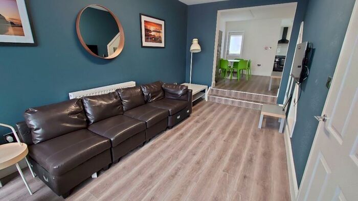 6 Bedroom Terraced House To Rent In Kensington, Liverpool, L7