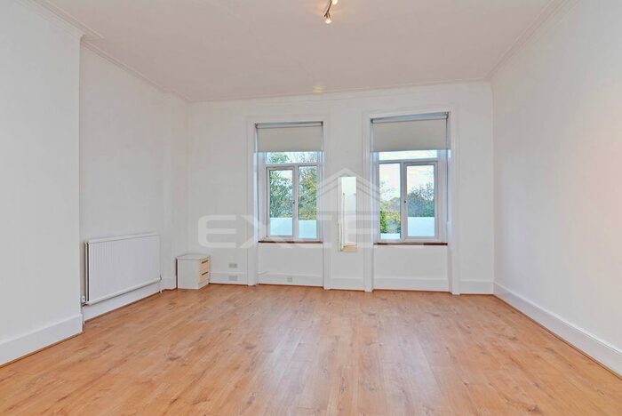 Studio To Rent In Parsifal Road, West Hampstead, London, NW6
