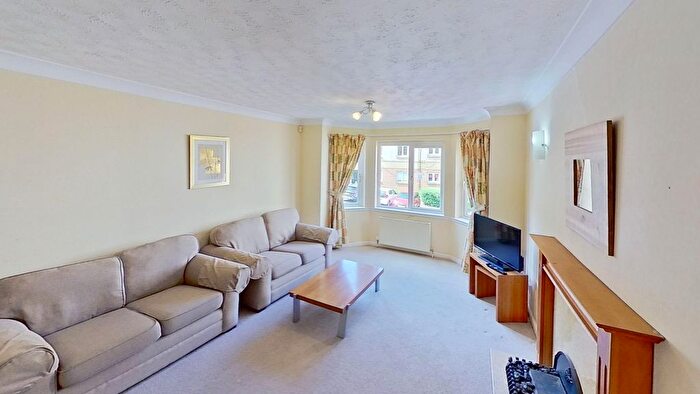 2 Bedroom Flat To Rent In Easter Dalry Road, Edinburgh, EH11