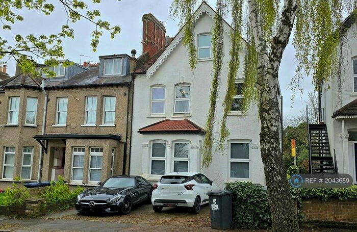 2 Bedroom Flat To Rent In Sunningfields Rd, London, NW4
