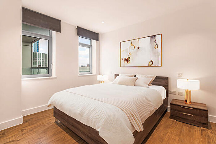 2 Bedroom Apartment To Rent In Rathbone Market, Barking Road, London, E16