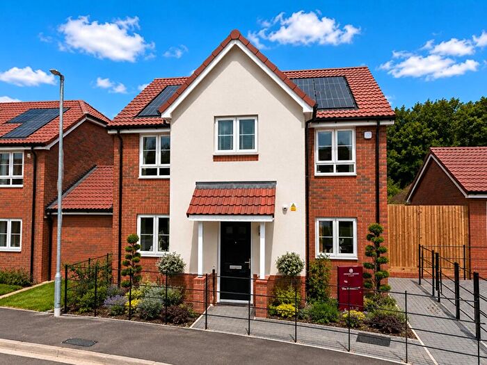 4 Bedroom Detached House For Sale In Orchard Gardens, Orchard Drive, St. Albans, AL2