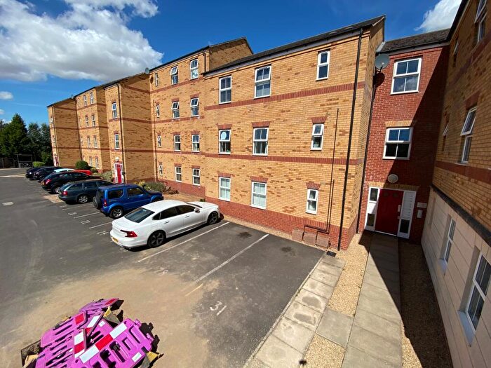 2 Bedroom Flat For Sale In Elvaston Court, Grantham, NG31