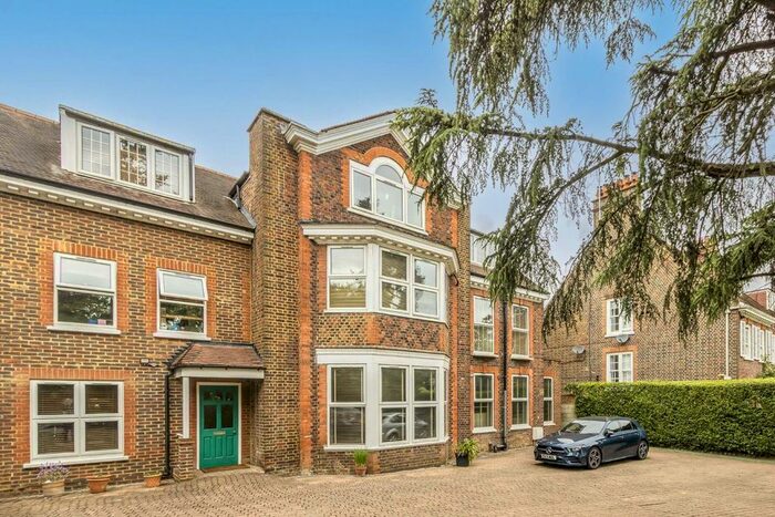 2 Bedroom Flat To Rent In Woodfield Road, London, W5