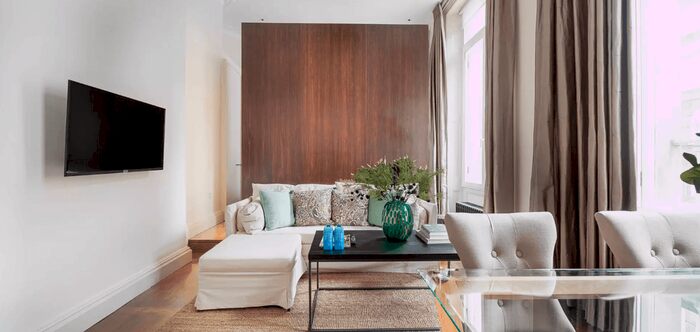 1 Bedroom Flat To Rent In Grosvenor Gardens (), Westminster, London, SW1W