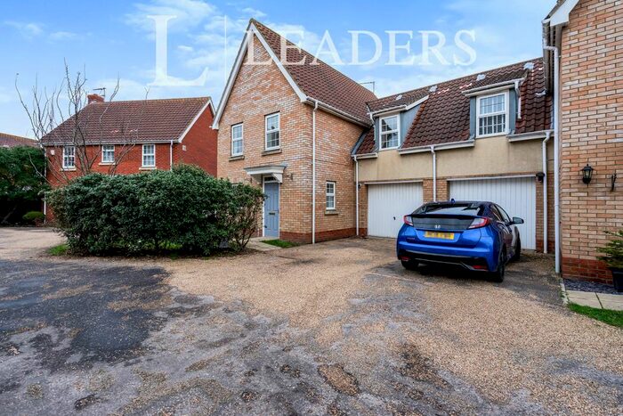 4 Bedroom Link Detached House To Rent In Monarch Way, Carlton Colville, Lowestoft, NR33