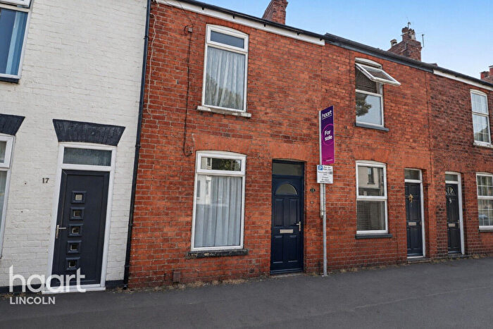 2 Bedroom Terraced House For Sale In Burton Road, Lincoln, LN1