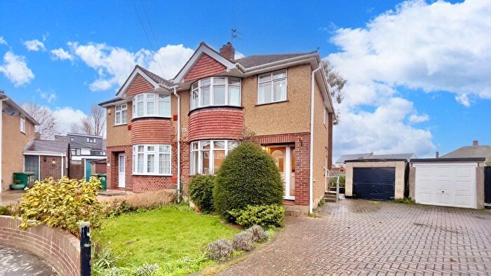 3 Bedroom Semi-Detached House To Rent In Stanwell Gardens, Stanwell, Staines-Upon-Thames, Surrey, TW19