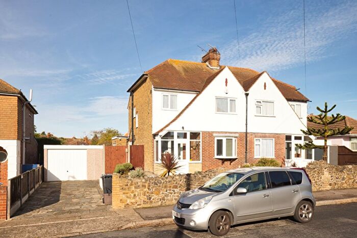 3 Bedroom Semi-Detached House For Sale In Rosemary Avenue, Broadstairs, Kent, CT10