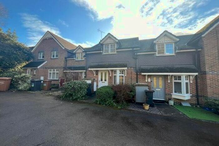 2 Bedroom Terraced House To Rent In Barn Piece, Eastleigh, SO53