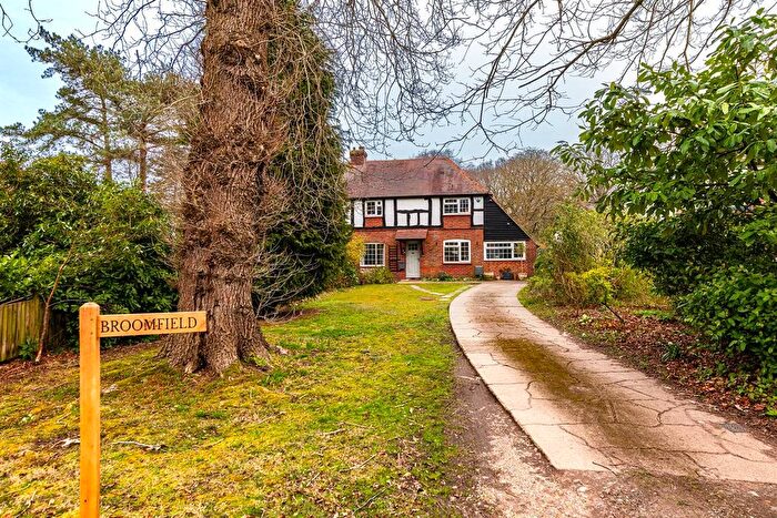 3 Bedroom Semi-Detached House For Sale In Broomfield Gate, Whitstable, CT5