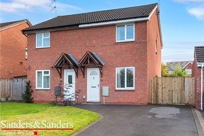 2 Bedroom Semi-Detached House For Sale In Devonish Close, Alcester, B49