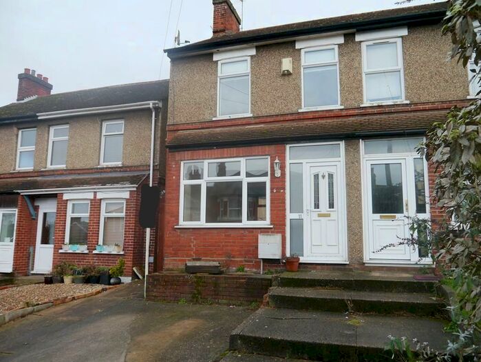 3 Bedroom Semi-Detached House To Rent In Grove Lane, Ipswich, Suffolk, IP4