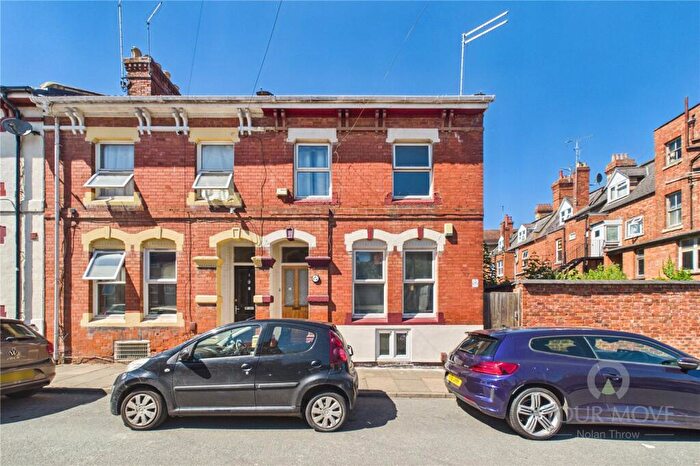 7 Bedroom End Of Terrace House For Sale In St. Pauls Road, Northampton, Northamptonshire, NN2
