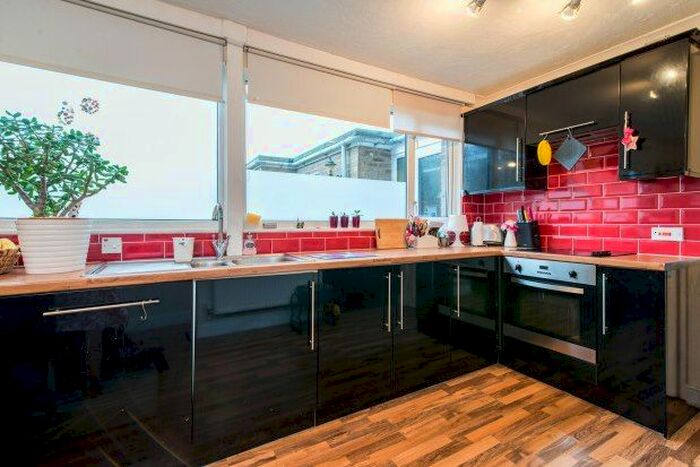 3 Bedroom Terraced House To Rent In Cambrian Way, Basingstoke, RG22