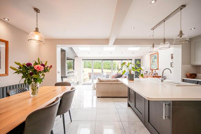 5 Bedroom Semi Detached House For Sale In Noel Gate, Aughton, L39