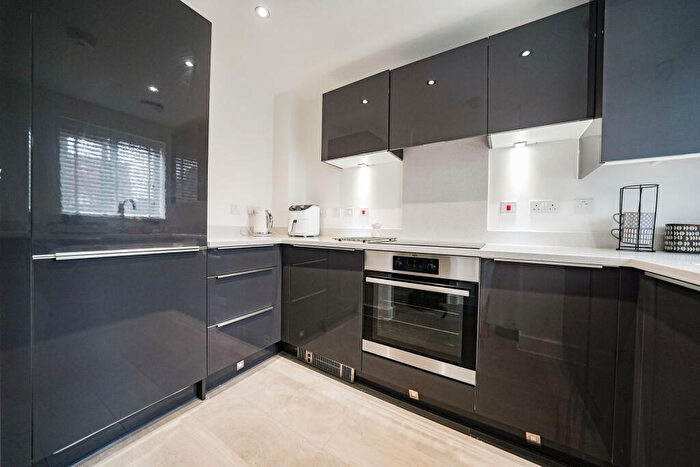 2 Bedroom End Of Terrace House To Rent In Mancetter Close, Kirby Muxloe, Leicester, Leicestershire, LE9