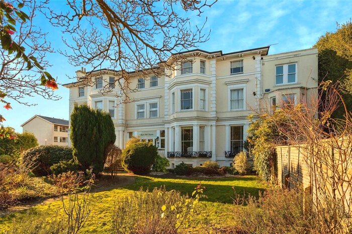 2 Bedroom Flat To Rent In Rose Hill House, Clarence Road, Tunbridge Wells, Kent, TN1