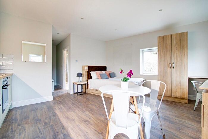 Studio To Rent In Peel Street, Nottingham, NG1