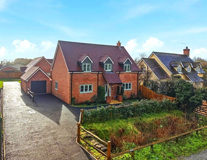 4 Bedroom Detached House For Sale In Horsemere Green Lane, Climping, West Sussex, BN17