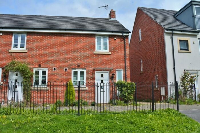 2 Bedroom Terraced House To Rent In Sinclair Drive, Basingstoke, RG21