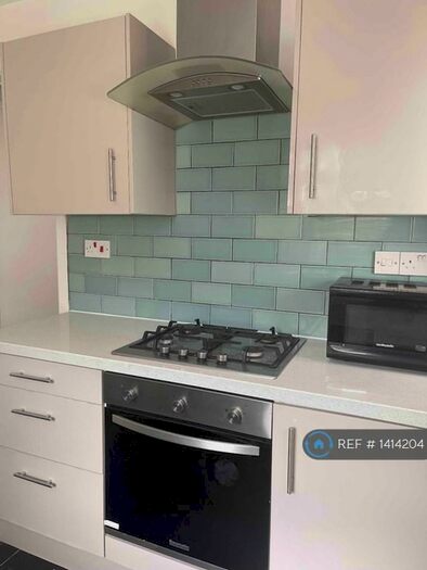 2 Bedroom Terraced House To Rent In Dunstable Street, Manchester, M19