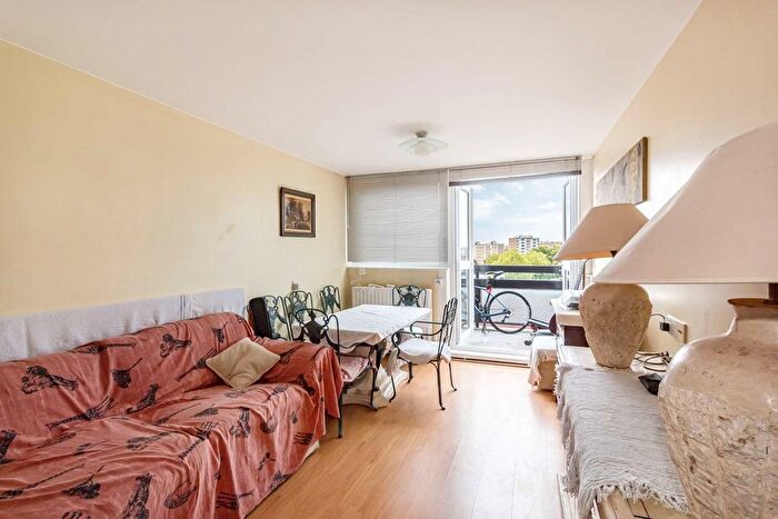 1 Bedroom Flat To Rent In King Street, Hammersmith, W6