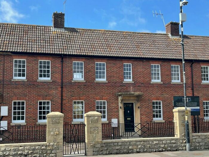 3 Bedroom Terraced House To Rent In Station Road, Warminster, Wiltshire, BA12