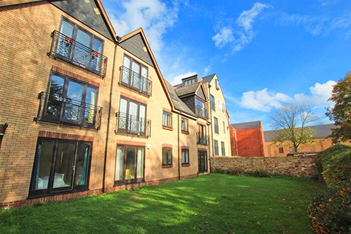 1 Bedroom Flat To Rent In Ashworth Park, Newnham, Cambridge, CB3