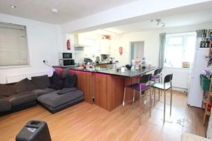 4 Bedroom Terraced House To Rent In Ridgefield Road, Oxford, OX4