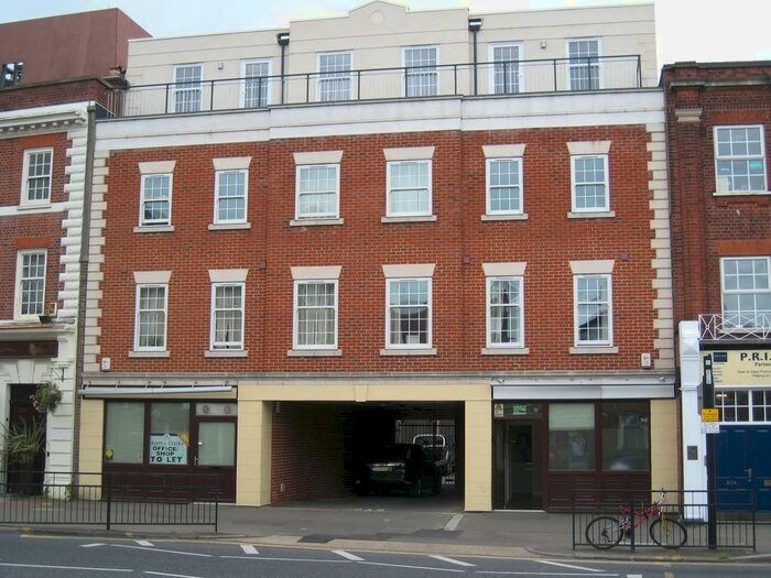 1 Bedroom Flat To Rent In Flat, London Road, SS0
