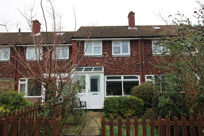 3 Bedroom Terraced House For Sale In Wellington Way, Salisbury, SP2