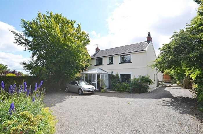 3 Bedroom Detached House For Sale In Hook, SA62