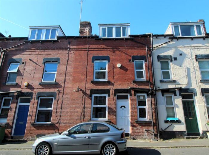 3 Bedroom Terraced House To Rent In Highbury Lane, Leeds, LS6