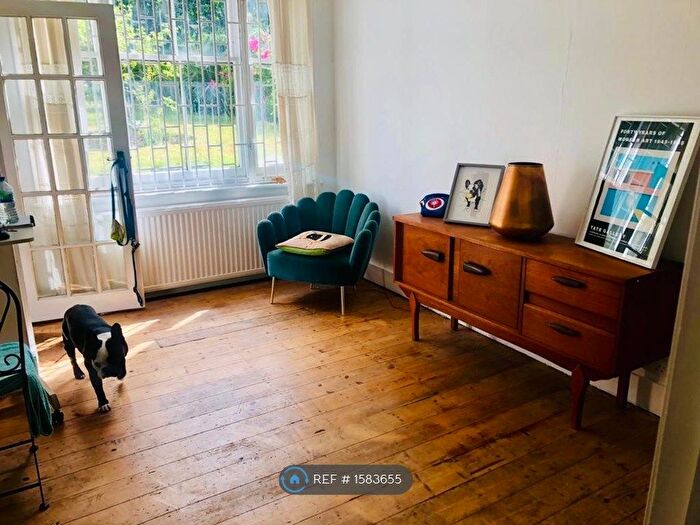 1 Bedroom Flat To Rent In Thurlow Park Road, London, SE21
