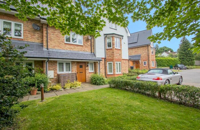 3 Bedroom Terraced House To Rent In Bluehouse Lane, Limpsfield, Oxted, RH8