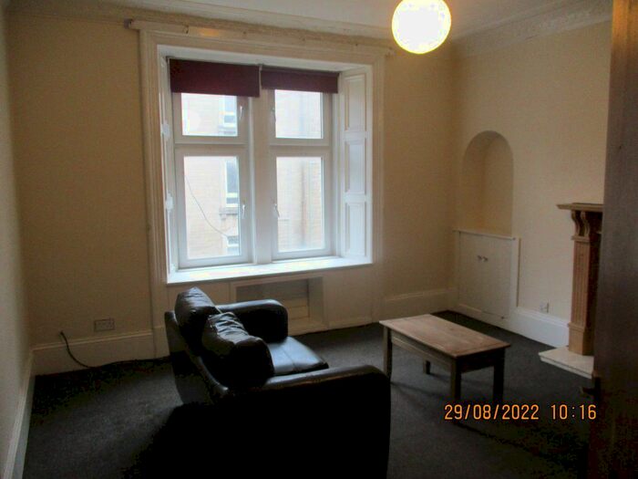 2 Bedroom Flat To Rent In Sibbald Street, Dundee, DD3