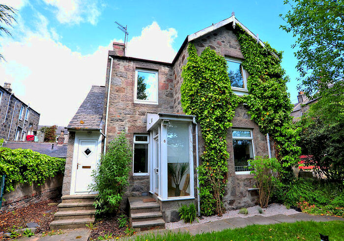 1 Bedroom Flat To Rent In Hawthorn Terrace, City Centre, Aberdeen, AB24