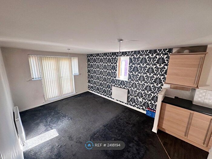 2 Bedroom Flat To Rent In Signet Square, Coventry, CV2