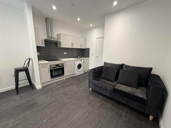 Apartment To Rent In Spectrum House, East Parade, Bradford, BD1