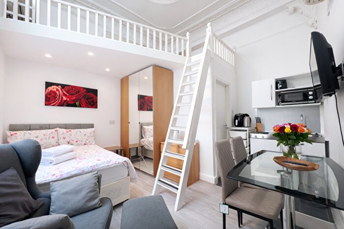 Studio To Rent In Cromwell Road, London, SW7